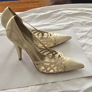 BCB GIRLS BEIGE AFTER FIVE high heels size 9 1/2 B